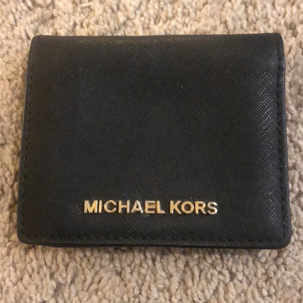 MICHAEL KORS SIMPLE BLACK WALLET